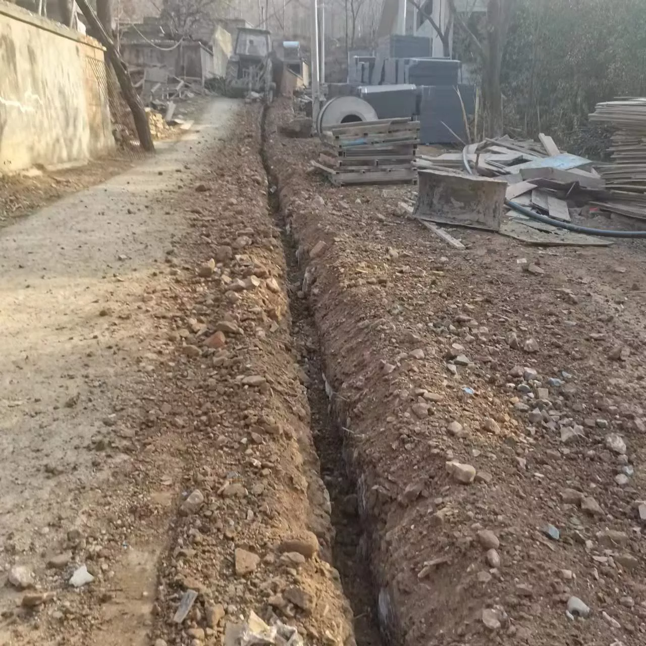 水泥路面施工现场